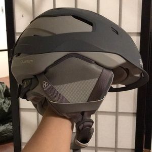Smith Quantum Women’s Helmet Size Small, MIPS